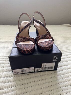 NIB Naturalizer Abby Cheetah Platform Heels 8.5W